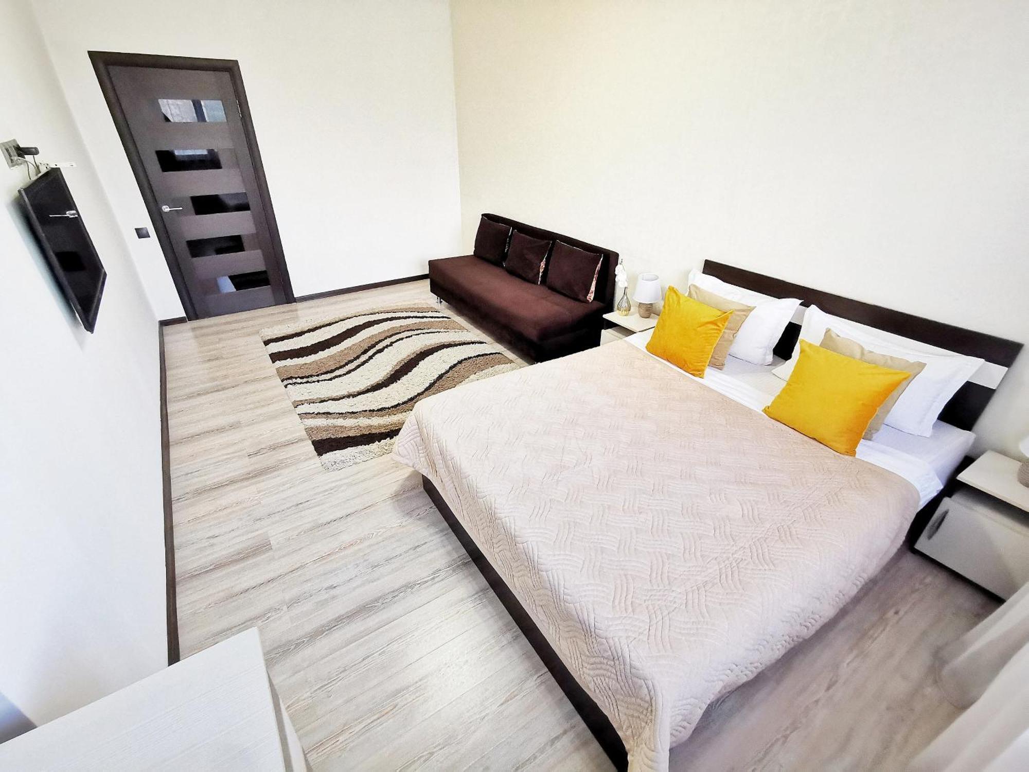 Appartments " Zhetysu-4" Алма Ата Екстериор снимка