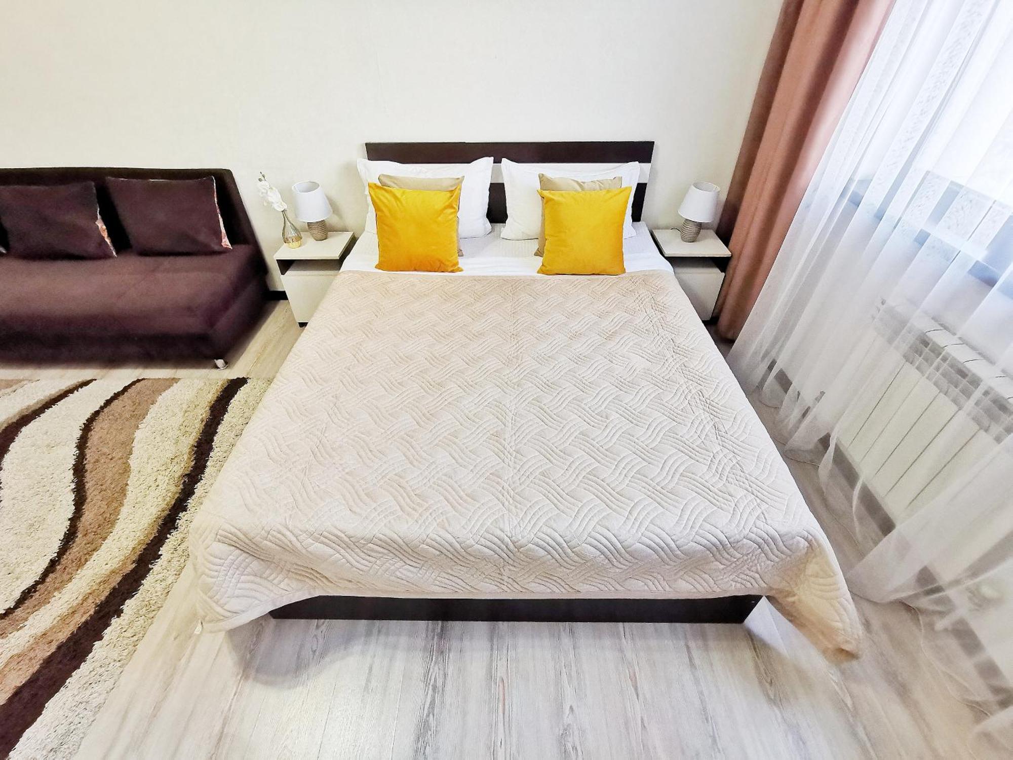 Appartments " Zhetysu-4" Алма Ата Екстериор снимка