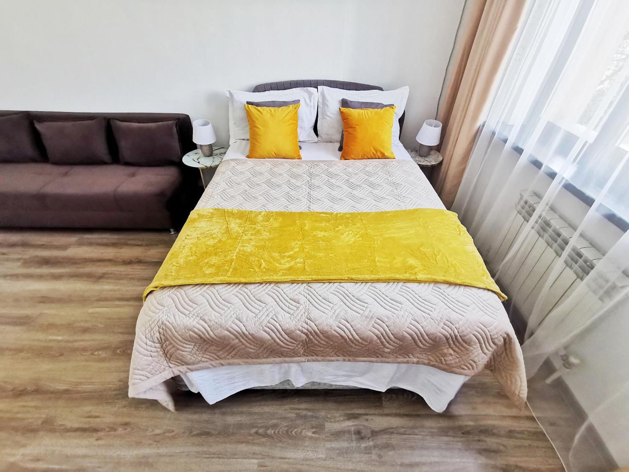 Appartments " Zhetysu-4" Алма Ата Екстериор снимка