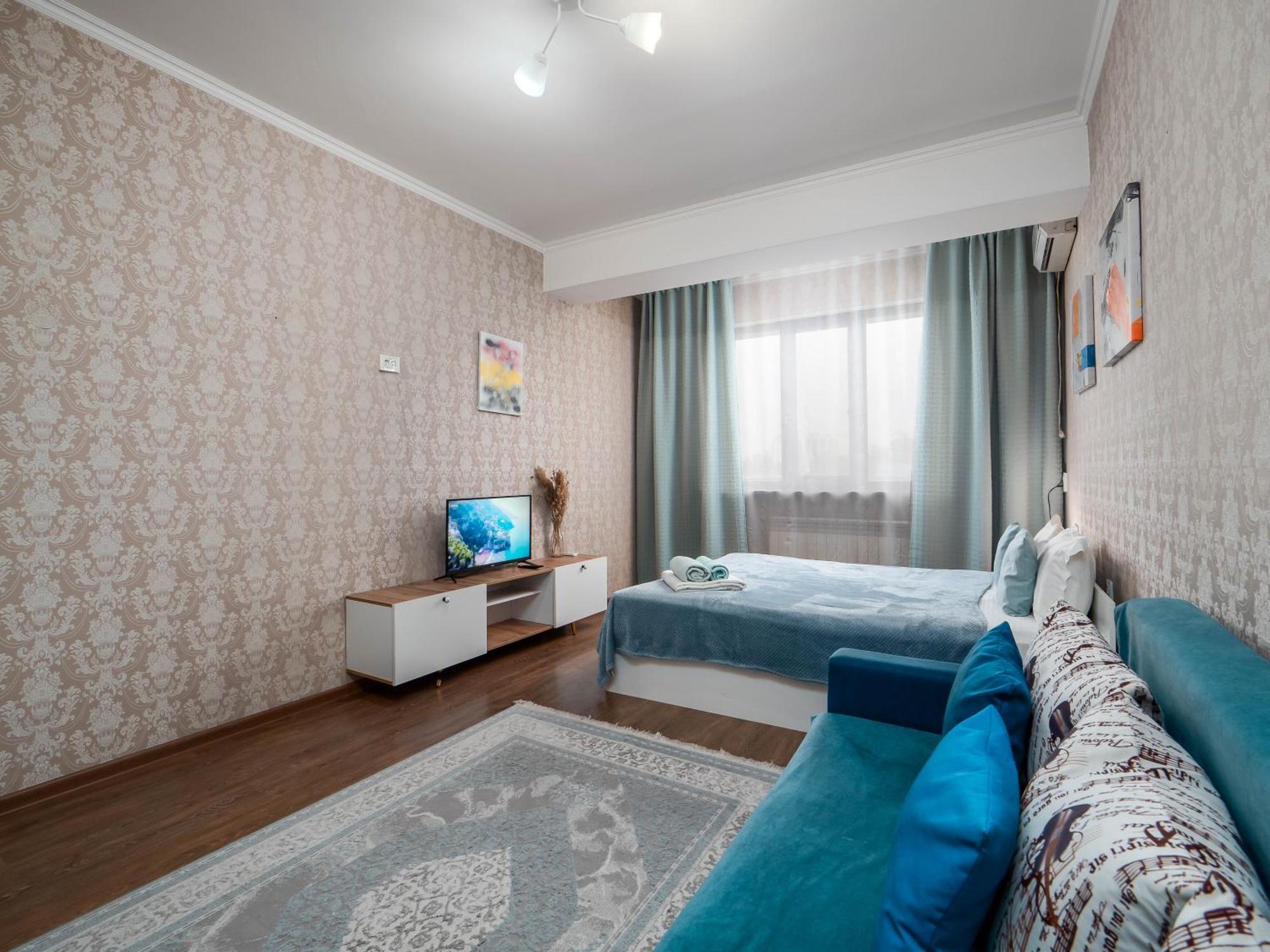 Appartments " Zhetysu-4" Алма Ата Екстериор снимка
